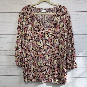 Ava & Viv Floral Patterned  3/4 Sleeved V neck Tunic Blouse, size X, NWOT